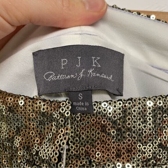 PJK Patterson J Kincaid Gold Sequin Shorts & Blazer Two Piece Set Womens Swifty - Picture 9 of 14